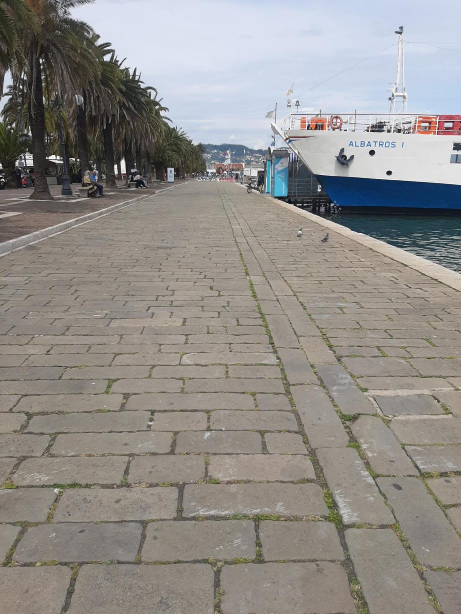 Casa Vacanza Dh Λα Σπέτσια Εξωτερικό φωτογραφία